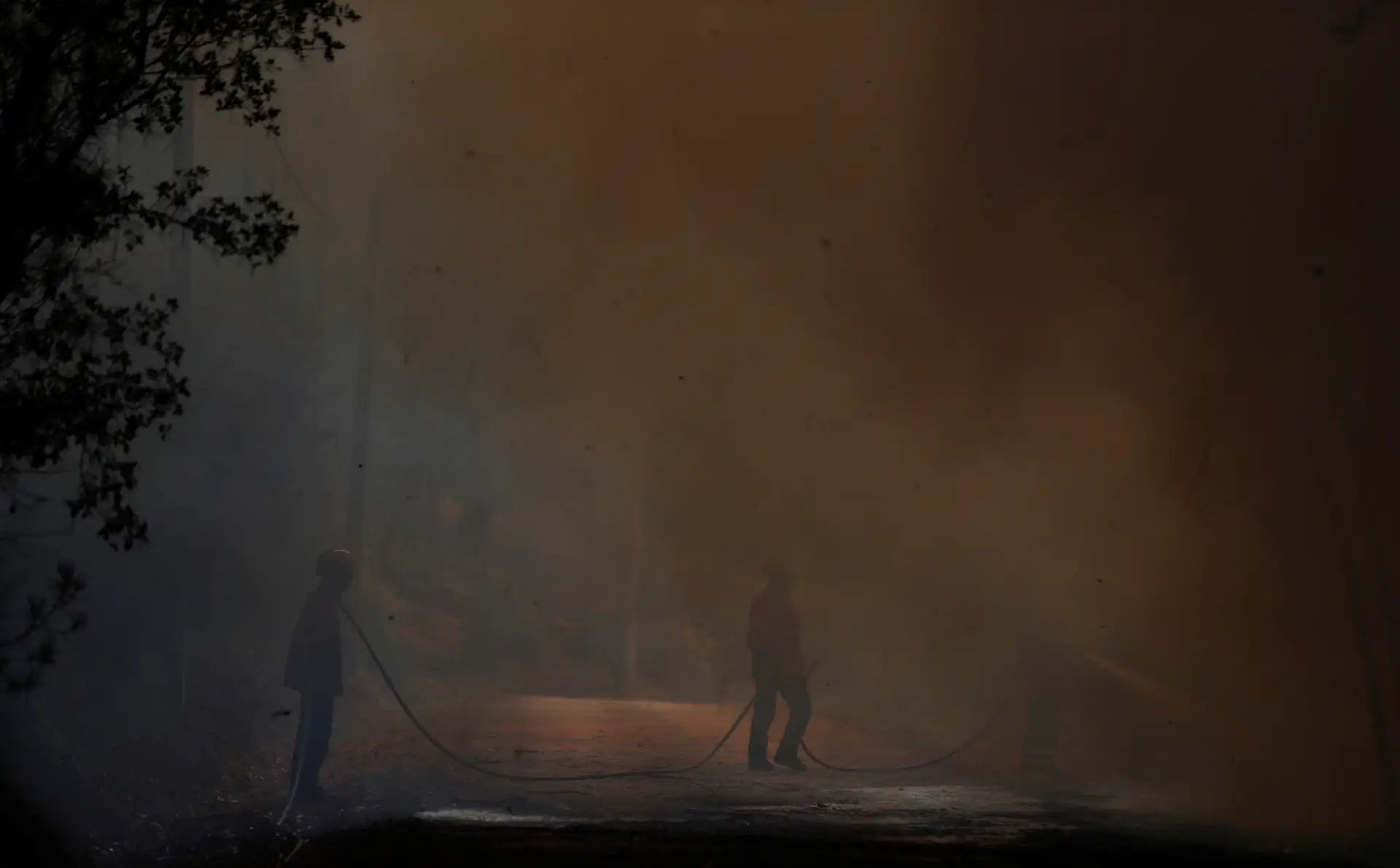 Fogo na Sertã reacendeu depois de ter sido dominado na madrugada