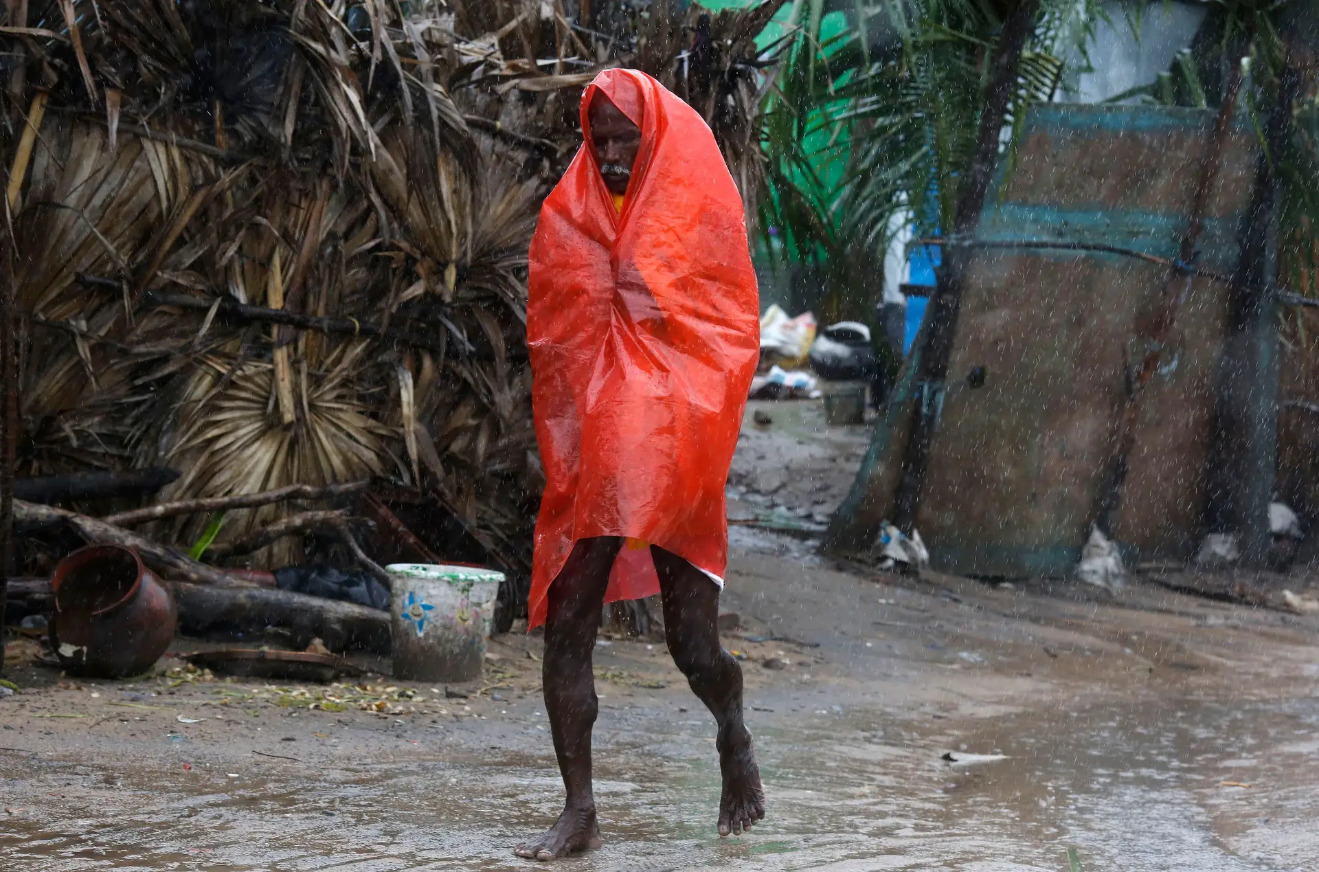 Tempestade no norte da Índia fez pelo menos 33 mortos