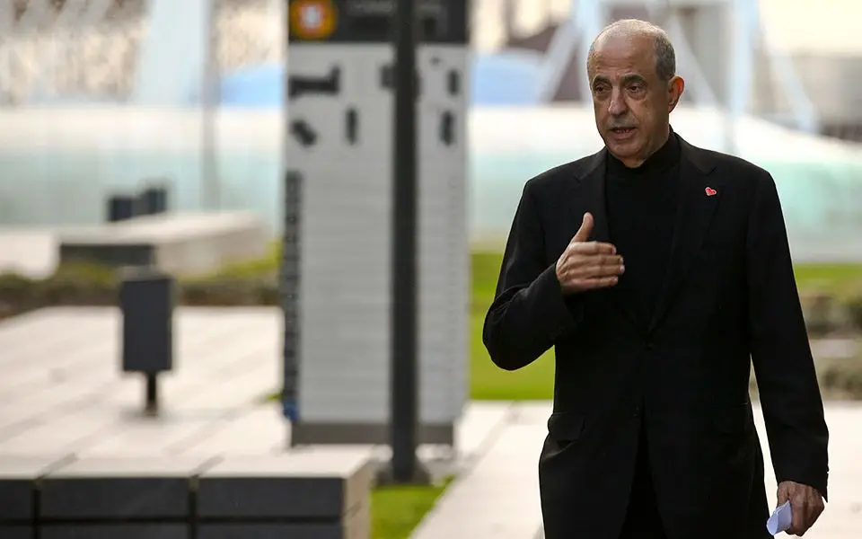 O empresário Joe Berardo, acionista de referência do BCP, à chegada ao Campus de Justiça onde vai testemunhar no julgamento do processo-crime instaurado pelo Ministério Público contra quatro antigos altos quadros do BCP, 09 de janeiro de 2013