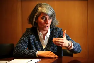Empresas do pai, da mãe, do irmão e da própria ministra da Cultura fizeram contratos com o Estado