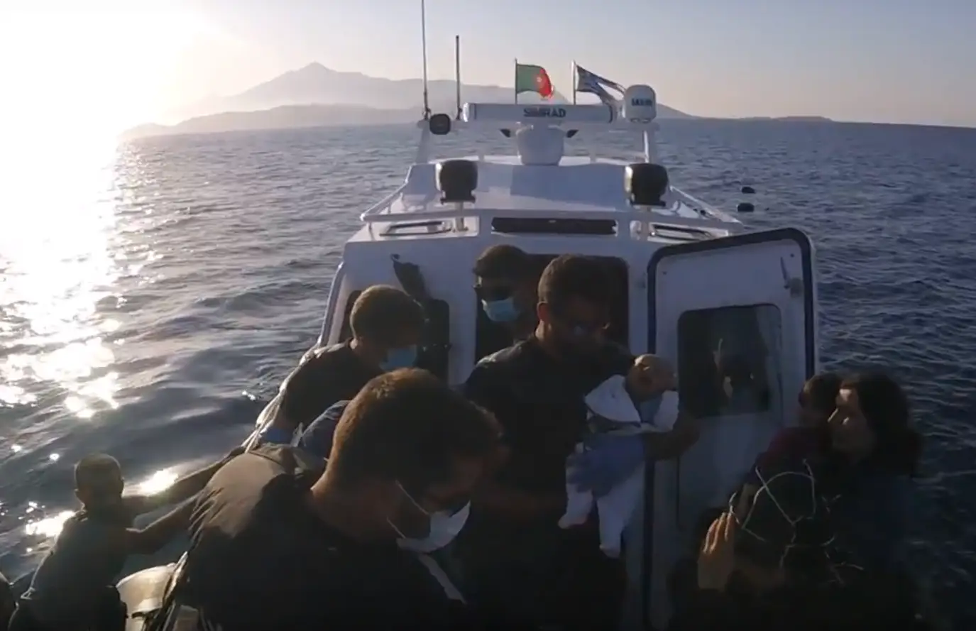 GNR resgata 102 migrantes no mar Egeu em duas operações