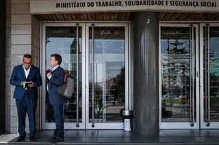 Governo vai definir serviços mínimos na greve dos motoristas de setembro