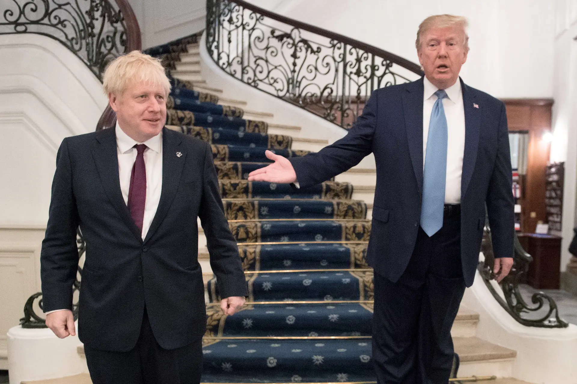 Trump elogia pedido de Boris Johnson para suspender o Parlamento Britânico 