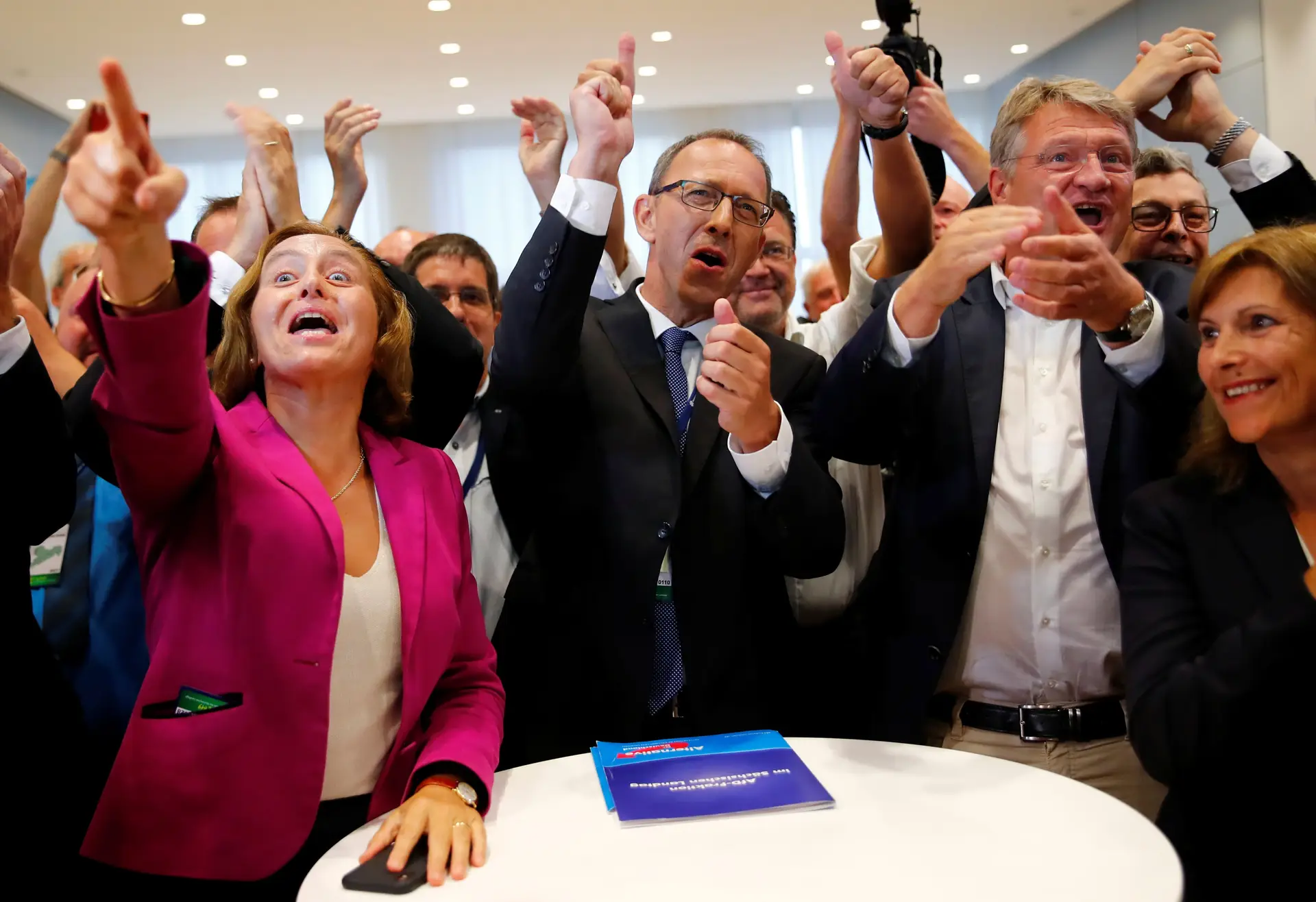 Extrema-direita alemã ganha votos mas perde eleições regionais na Alemanha