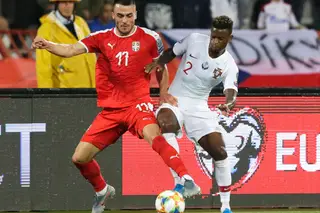Nelson Semedo tem um traumatismo no tornozelo e está sob avaliação