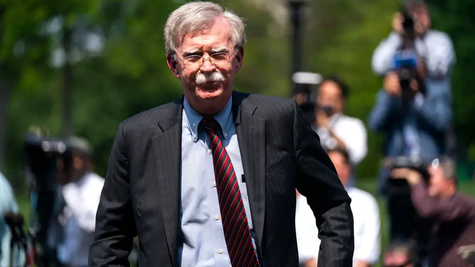 O Presidente dos EUA, Donald Trump, anunciou a demissão de John Bolton, o seu conselheiro de Segurança Nacional, alegando fortes discordâncias "com muitas das suas sugestões".