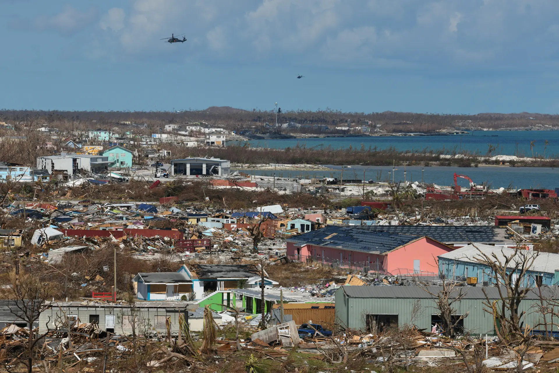 Furacão Dorian deixa 4.500 deslocados e cidades destruídas nas Bahamas