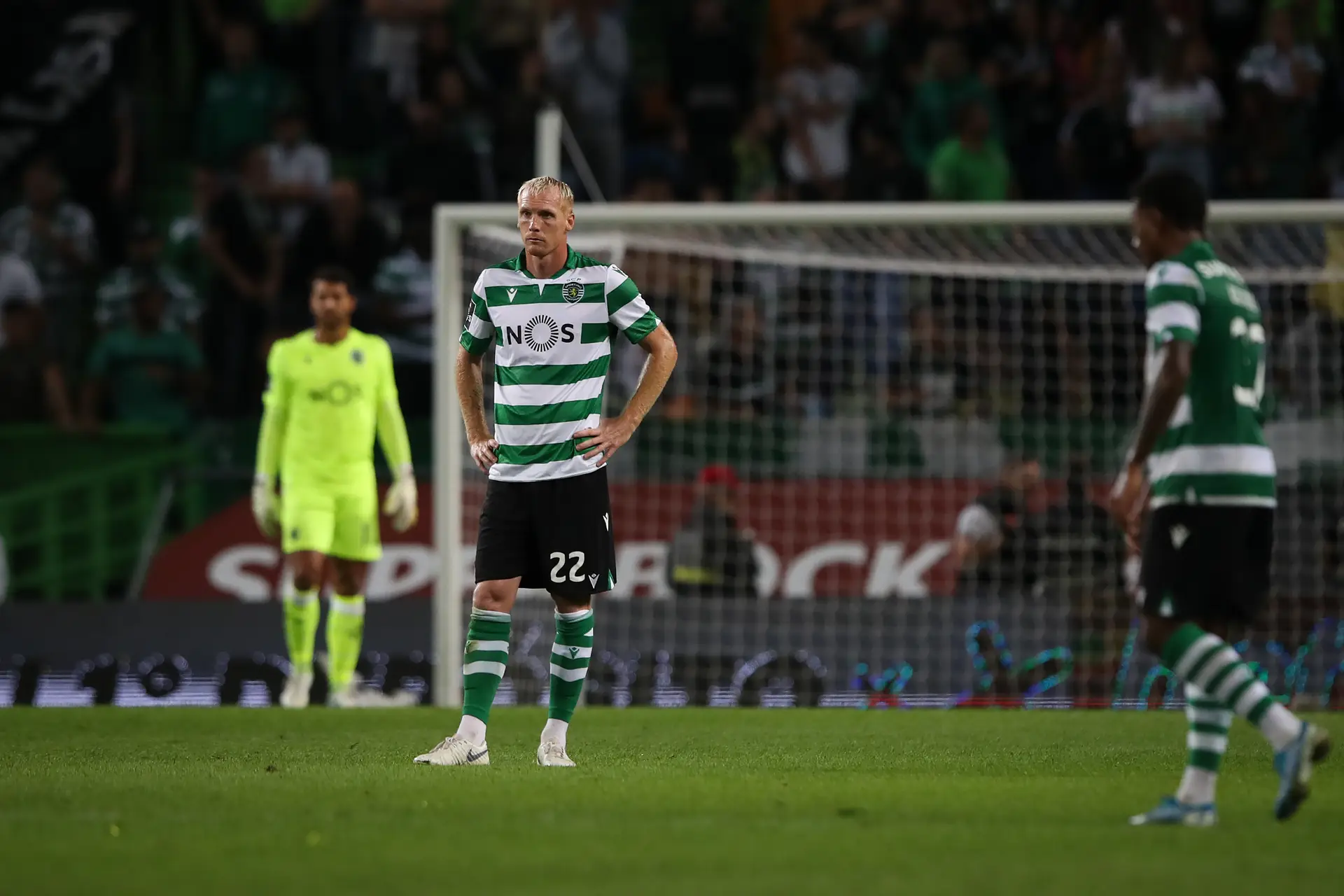Mathieu "nunca esquecerá" o medo que sentiu no ataque à academia do Sporting
