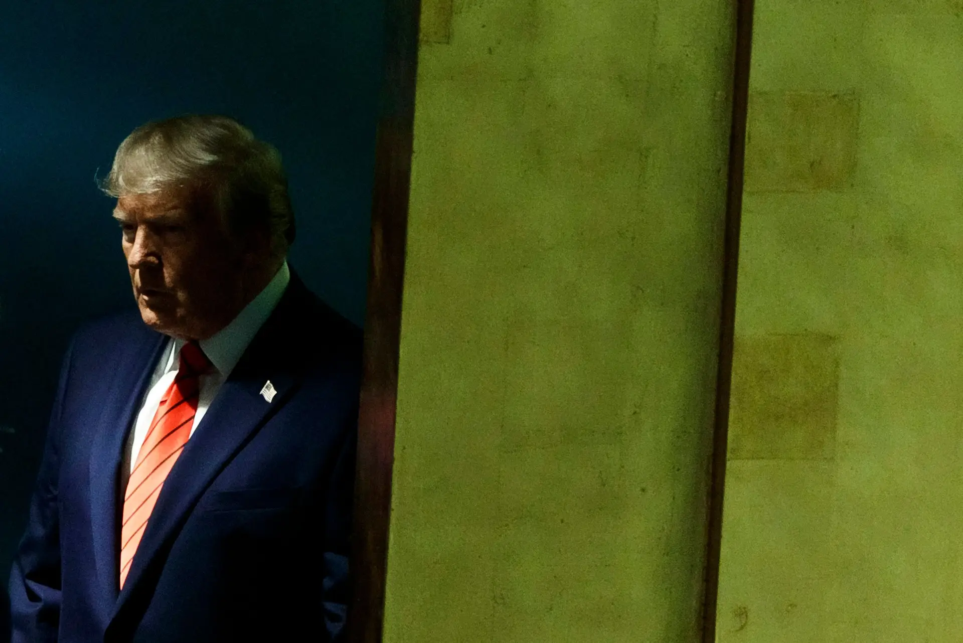 Democratas avançam com processo de impeachment contra Donald Trump