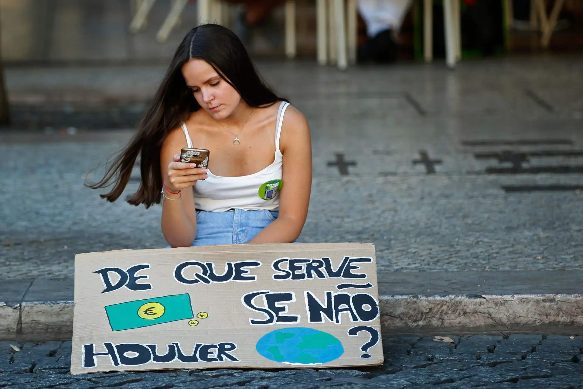 "A nossa casa está a arder"