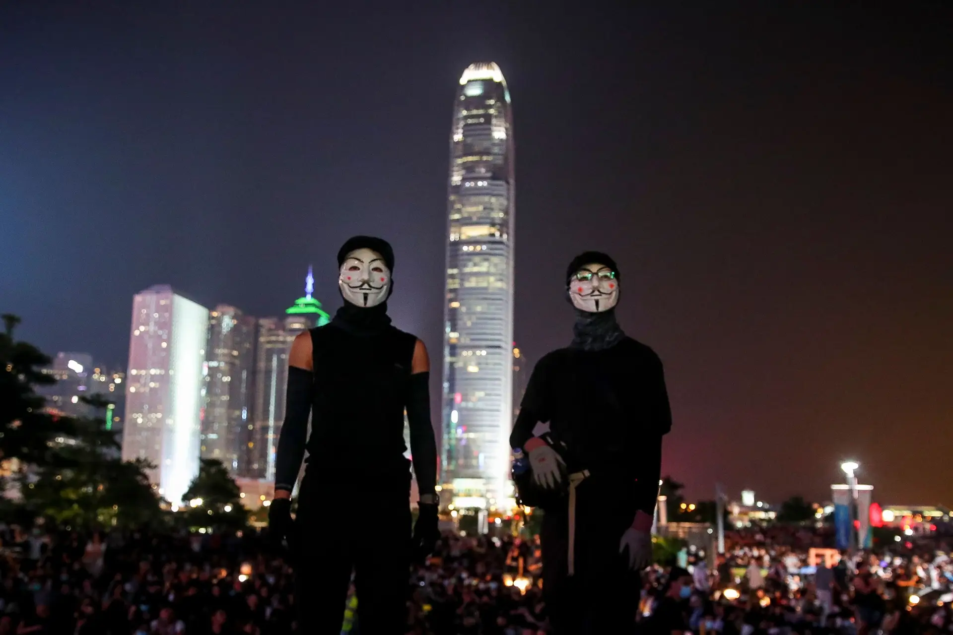 Milhares de manifestantes em protesto no centro de Hong Kong