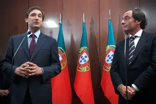 2011: Acordo de Governo PSD/CDS no meio de uma crise