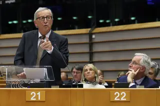 Juncker pede contenção à Turquia e deixa aviso