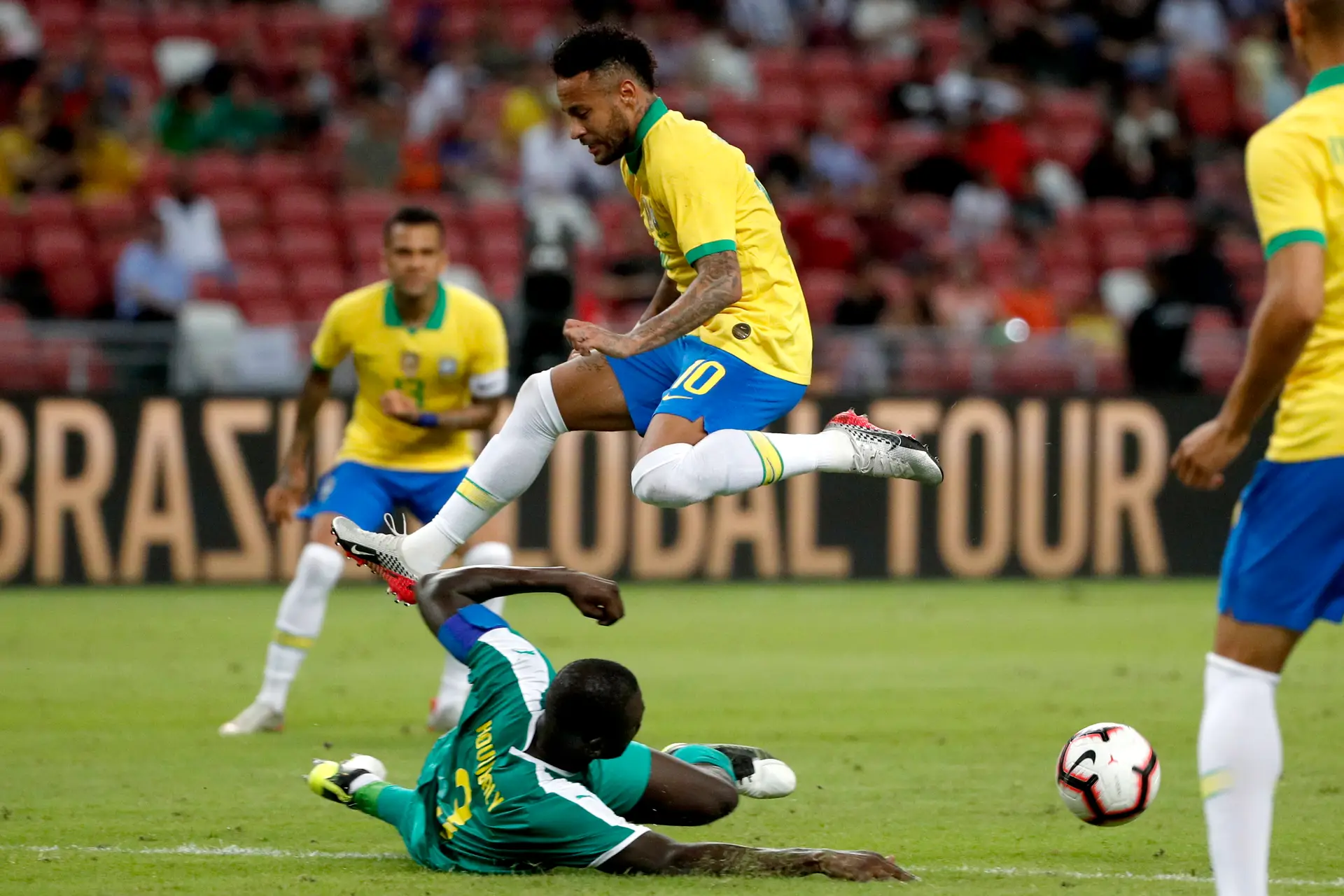 Brasil empata com Senegal no jogo 100 de Neymar pela seleção
