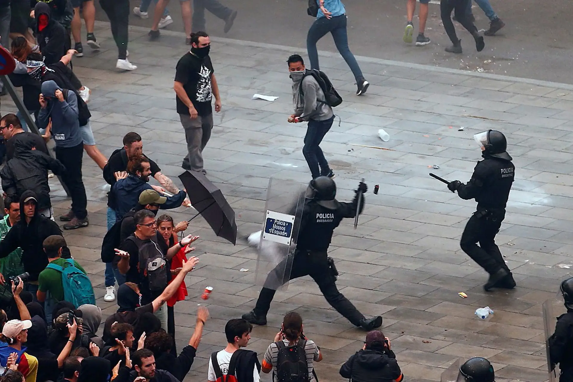 Protestos na Catalunha fizeram 131 feridos