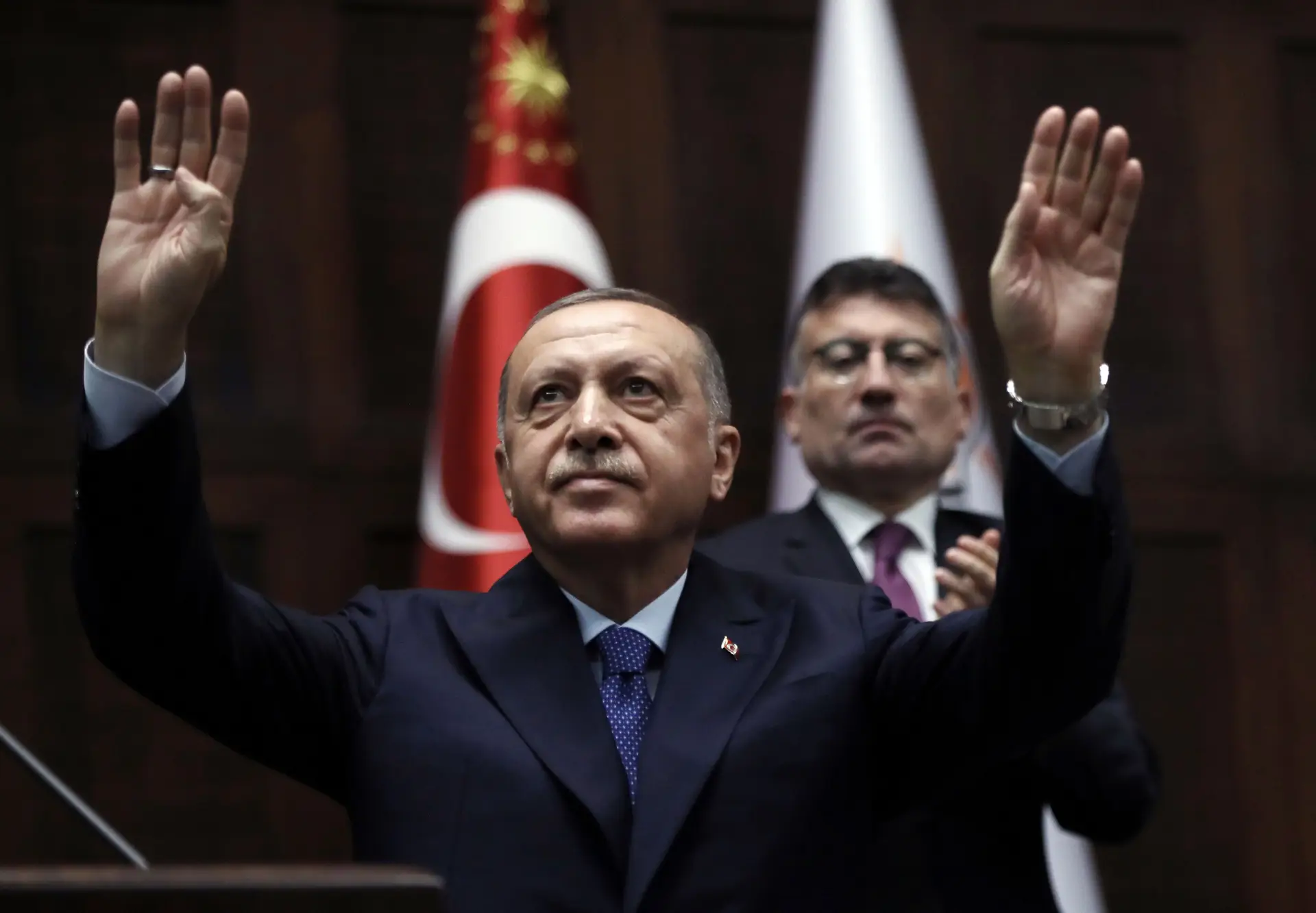 Erdogan exclui qualquer negociação com forças curdas da Síria