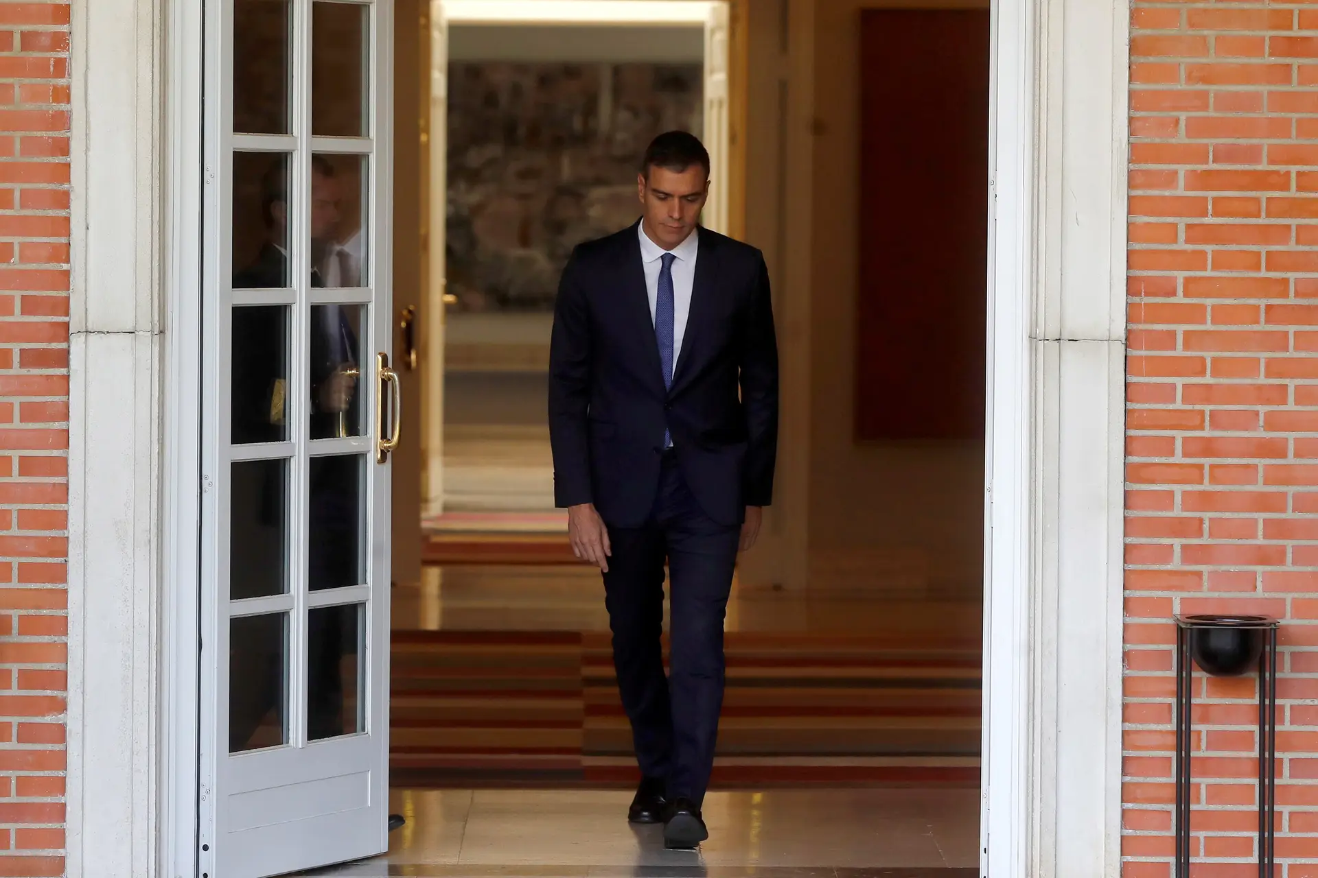 Sánchez não exclui "qualquer cenário" na Catalunha e admite atuar "com firmeza"