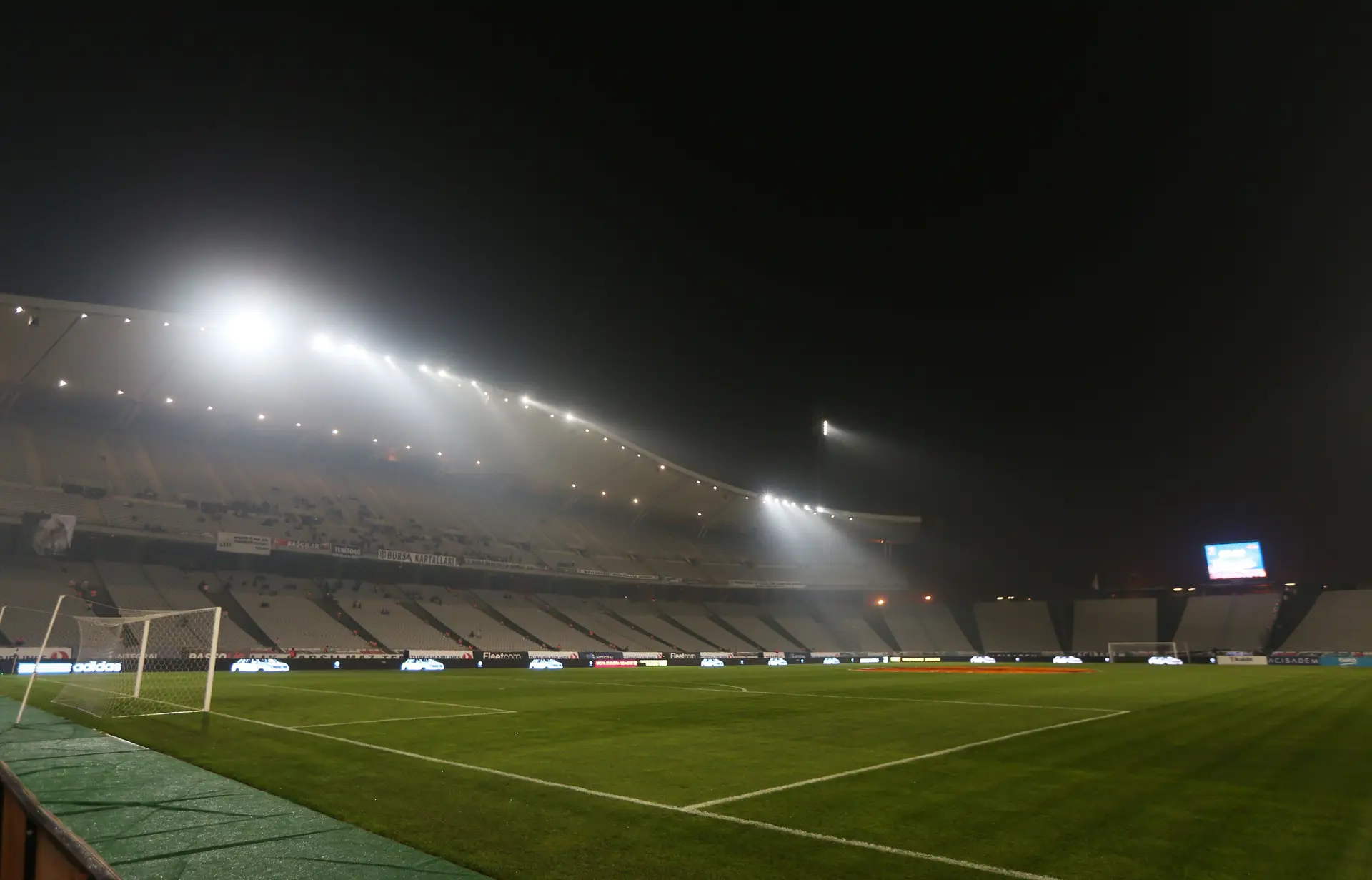 Palco da final da Champions League, Estádio Olímpico Atatürk