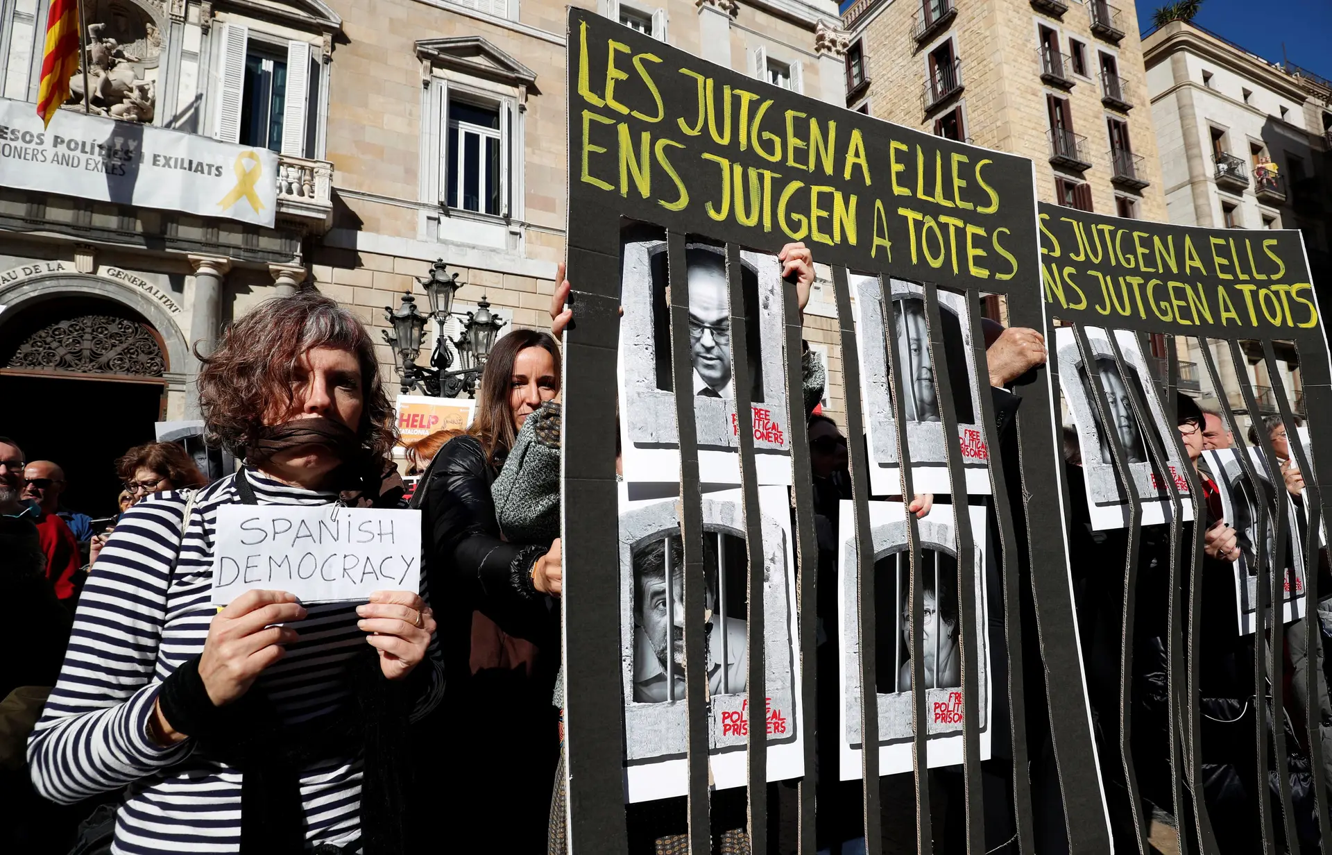 Justiça espanhola encerra site da organização "Tsunami Democrático" da Catalunha