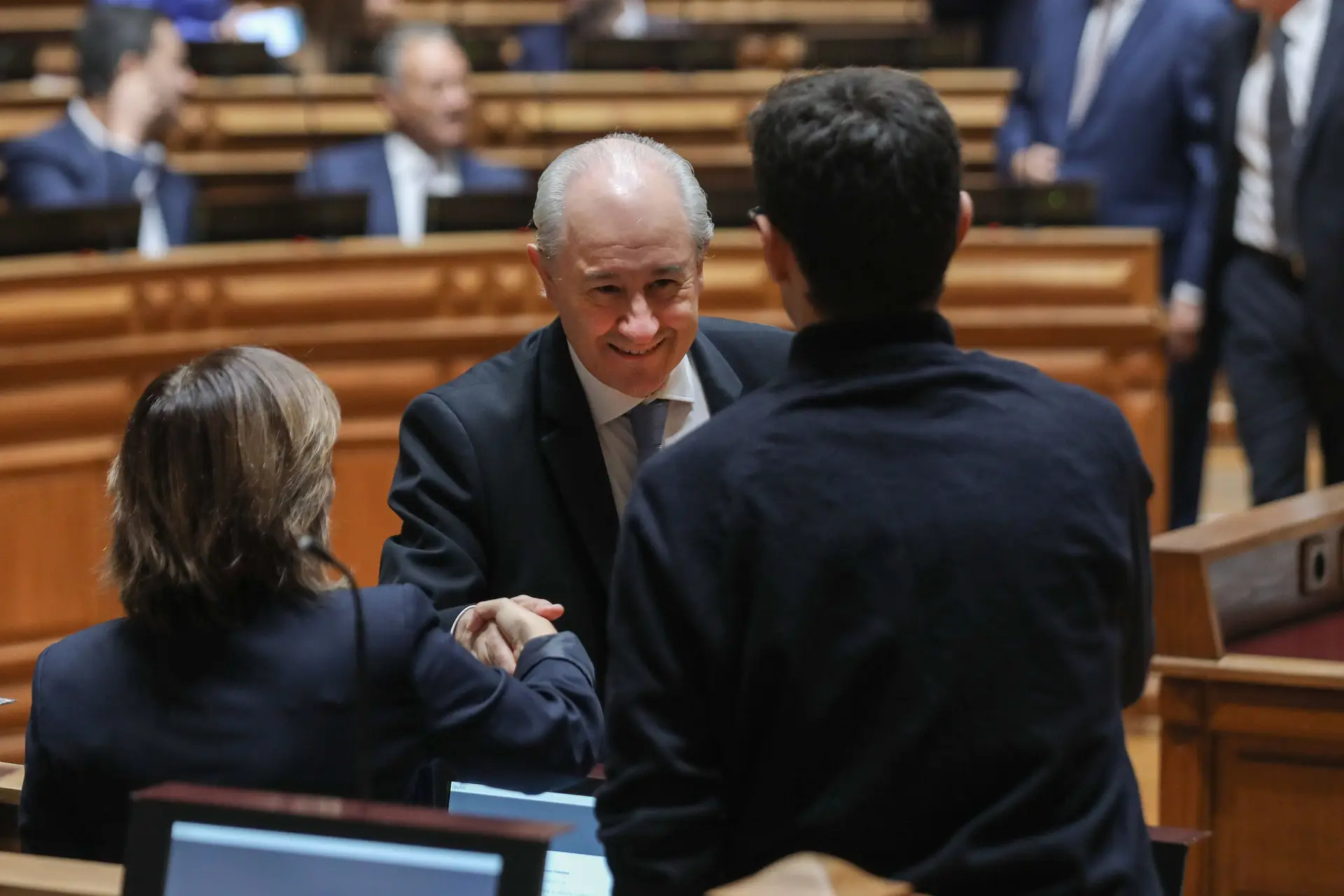 Só há condições para debate "assim assim" do programa do Governo
