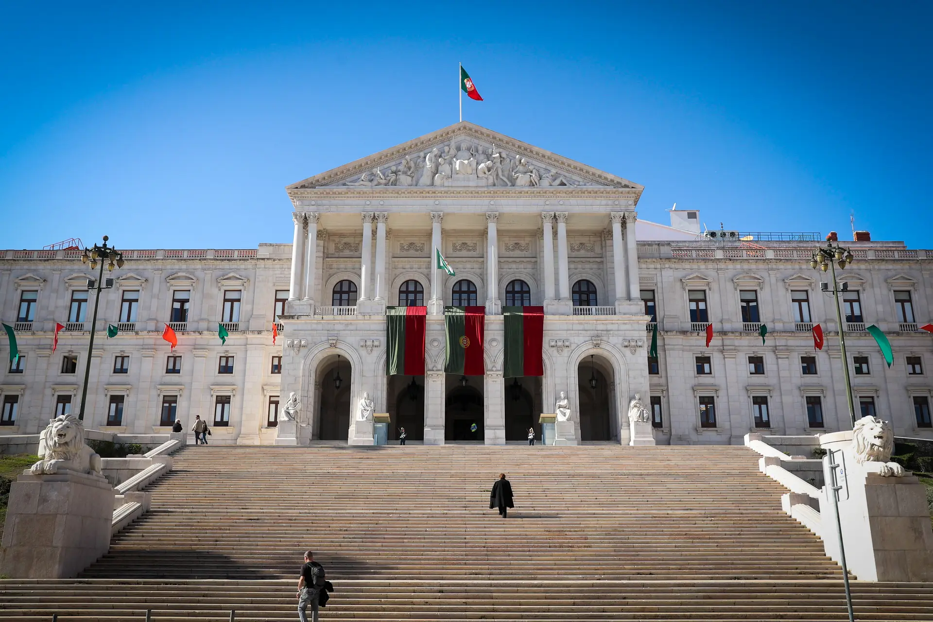 O que exigem os parceiros do Governo para viabilizarem o Orçamento do Estado?