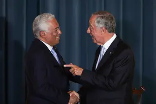 Dos avisos de Marcelo à viagem em autocarros a gás: o dia 1 do novo Governo