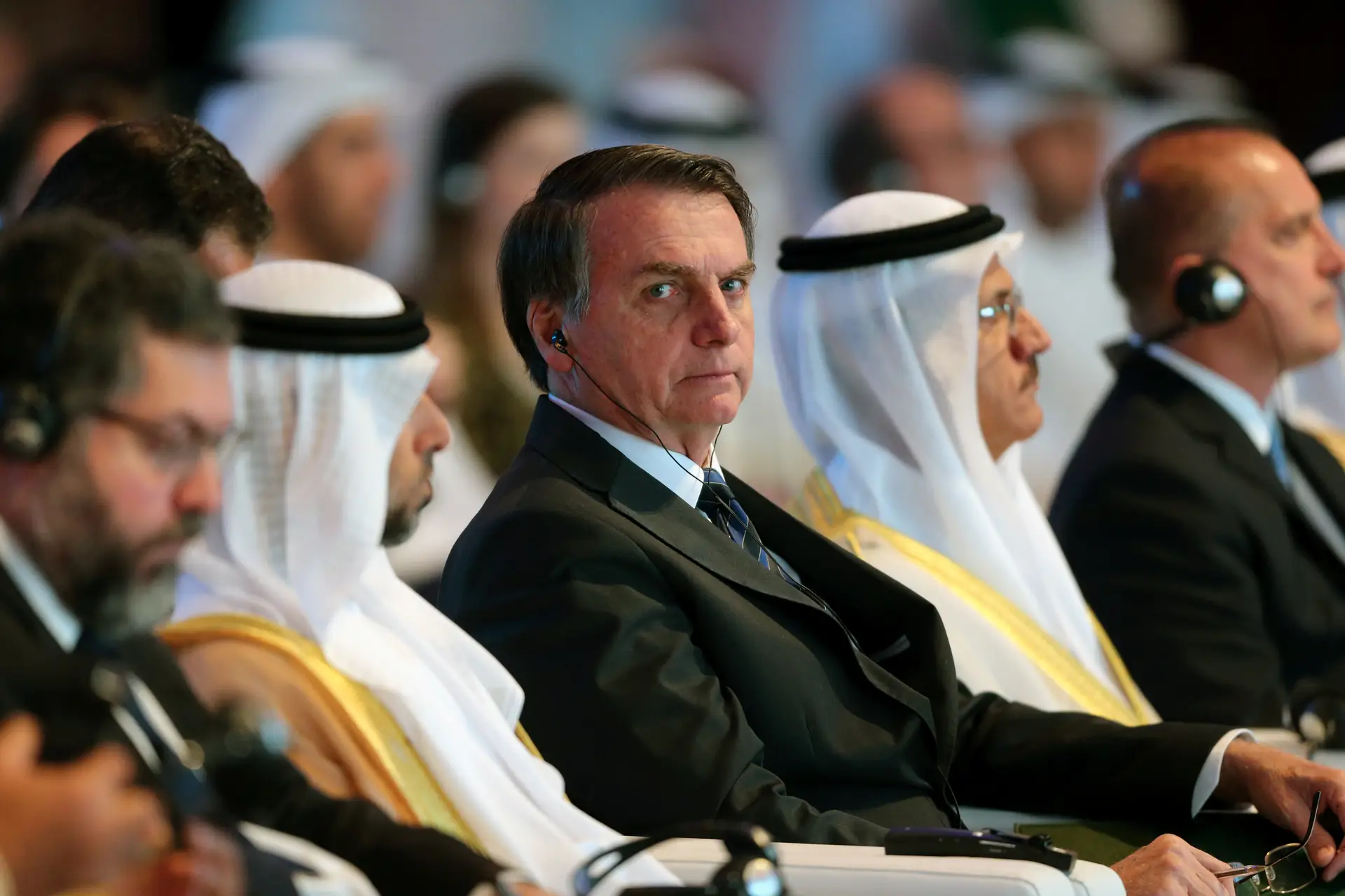 Bolsonaro diz que Brasil pode ser considerado um país árabe em visita ao Médio Oriente
