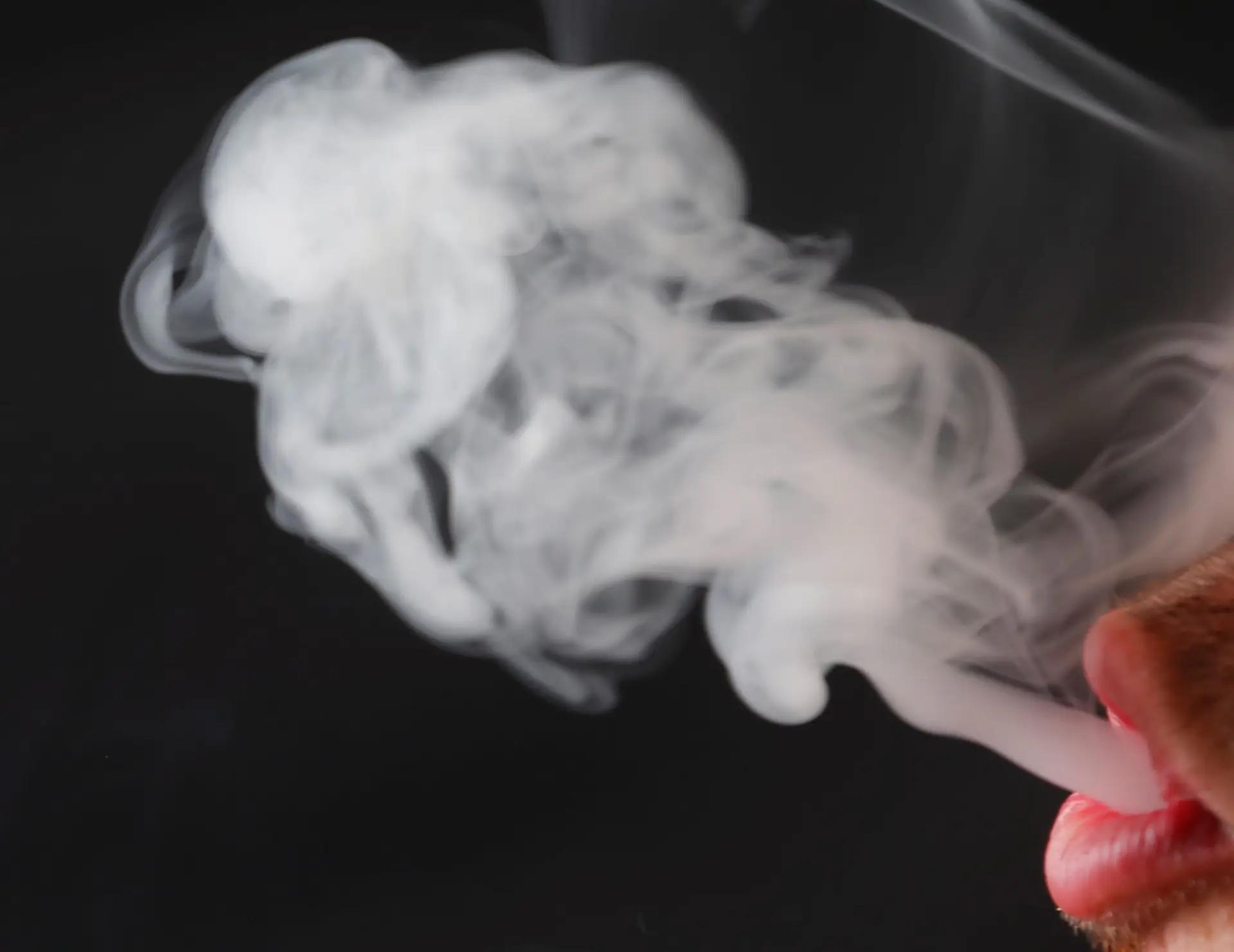 Fumadores podem ter maior risco de depressão e esquizofrenia