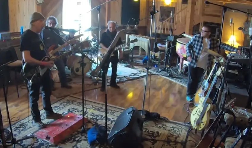 "Colorado" é o novo disco de Neil Young