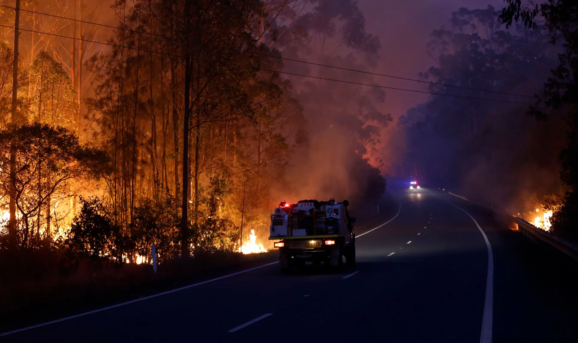Incêndios florestais cancelam Rali da Austrália