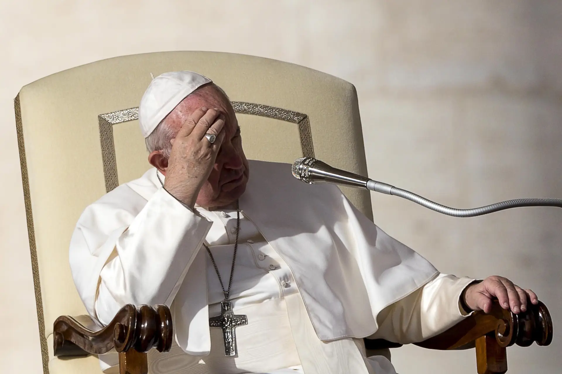 O Papa Francisco durante a audiência semanal no Vaticano.