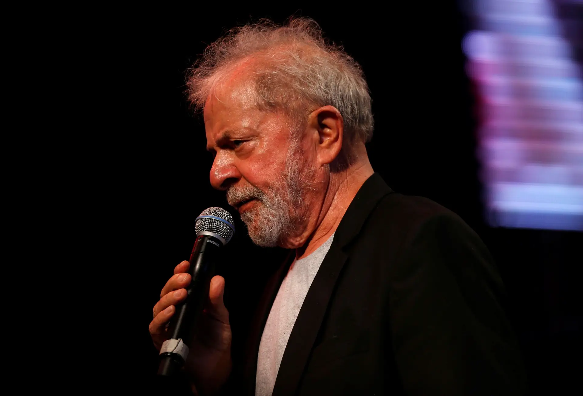 Investigados pagamentos da Oi a empresas ligadas ao filho de Lula da Silva