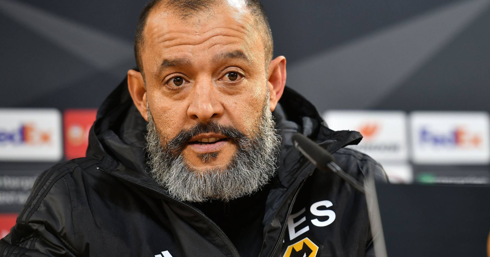 Nuno Espírito Santo diz que "não há favoritos" para o jogo frente ao