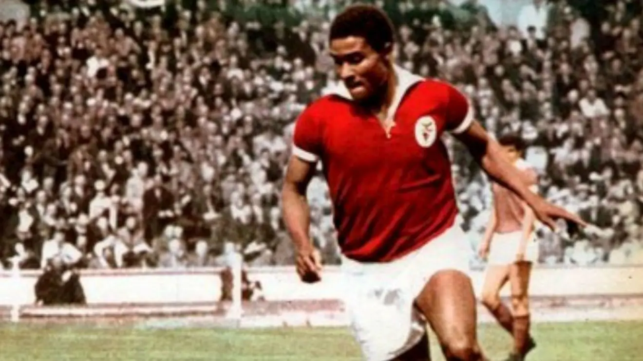 Eusébio venceu o galardão em 1965 e contou ainda com inúmeras presenças no top 10.