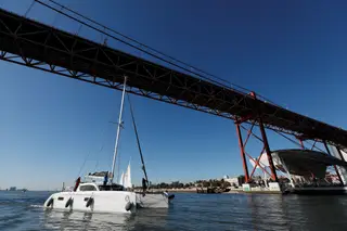 Greta chega a Lisboa após 20 dias em mar alto