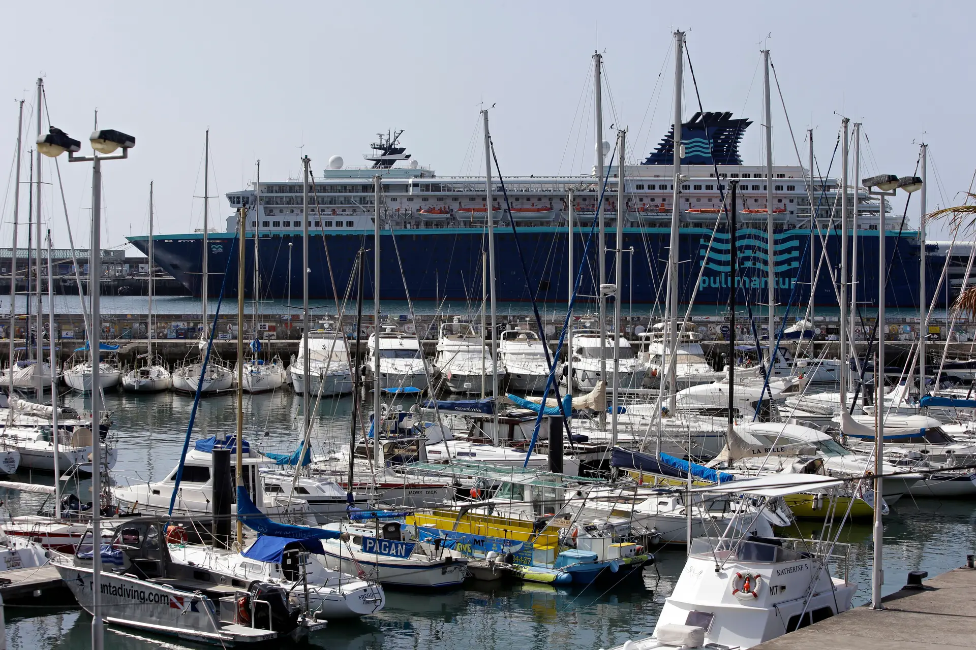 Madeira suspende atracagem de navios de cruzeiro devido a Covid-19