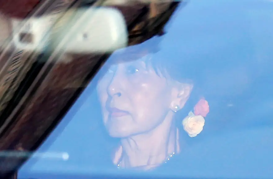 Aung San Suu Kyi presente no Tribunal Internacional de Justiça em Haia