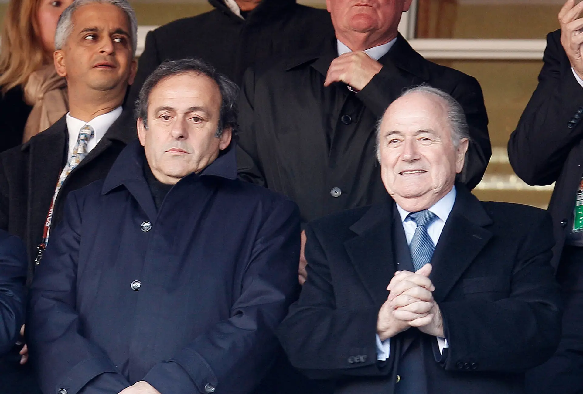 FIFA quer o reembolso de 1,8 M€ pagos por Blatter a Platini