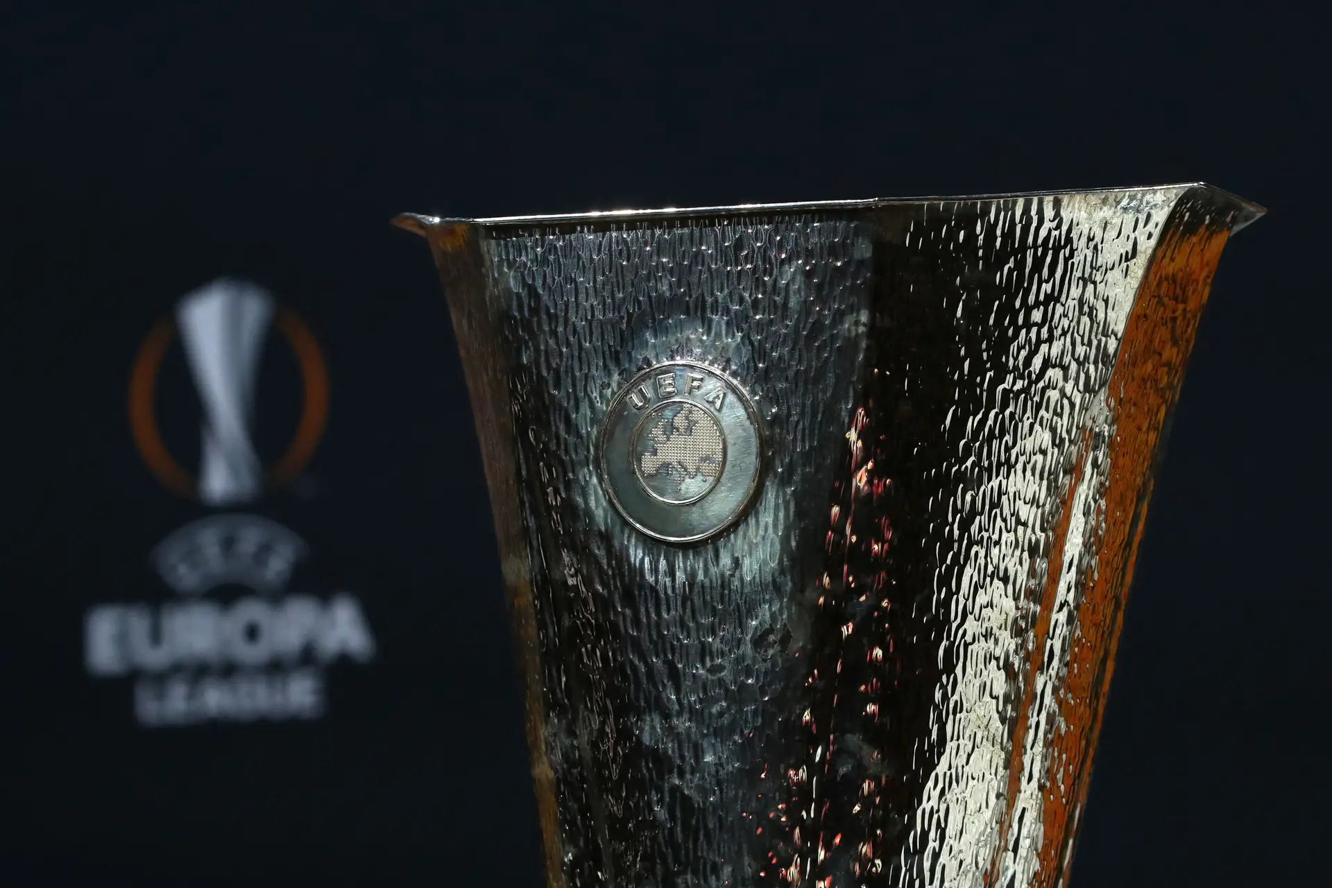 quantas equipas vao a liga europa 2019 2020