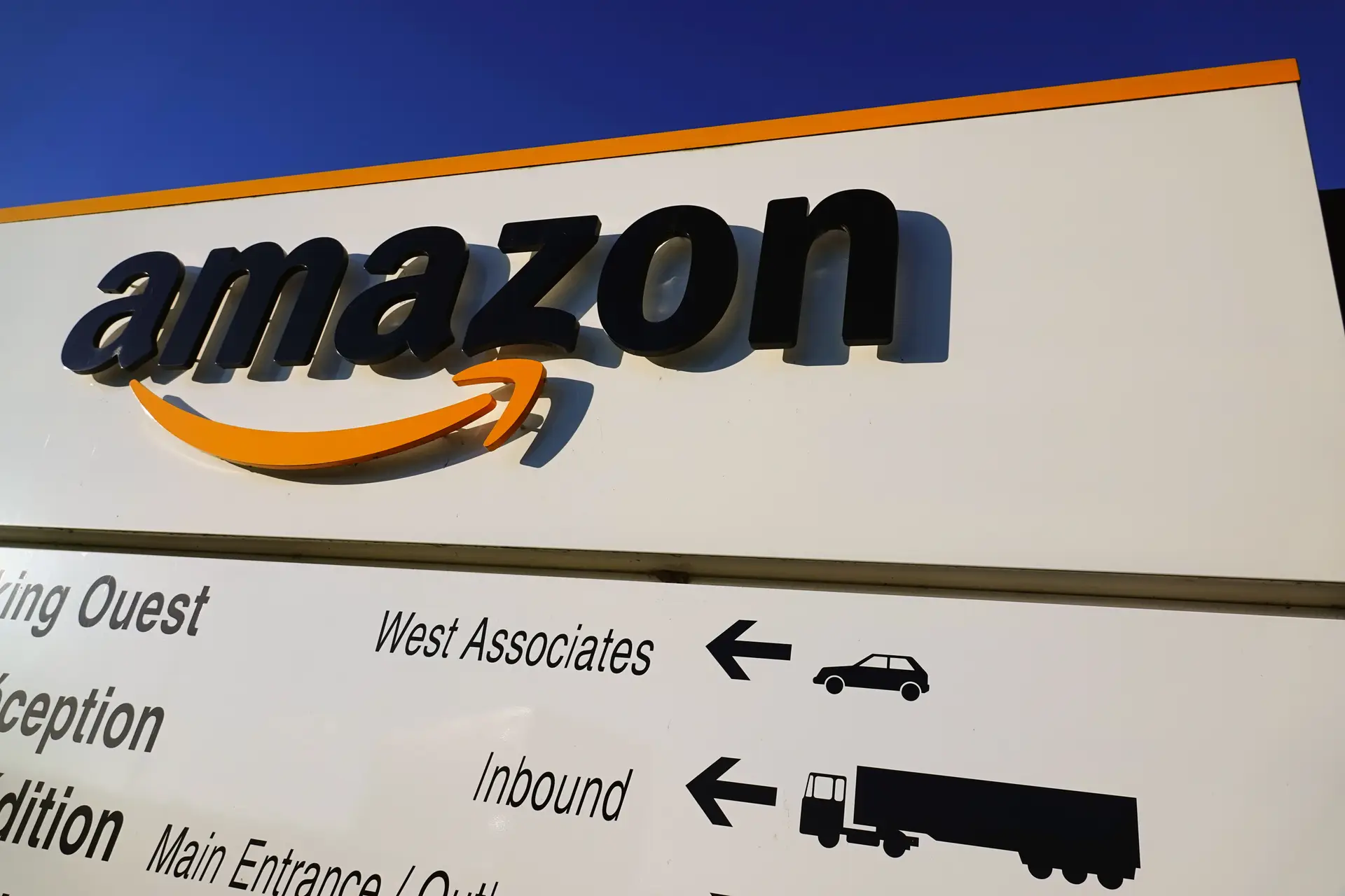 Amazon ameaça paralisar os centros de distribuição em França