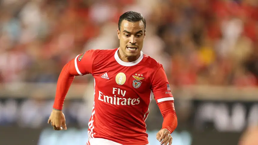 Raul de Tomas vendido ao Espanyol por 22,5 milhões de euros Mw-860