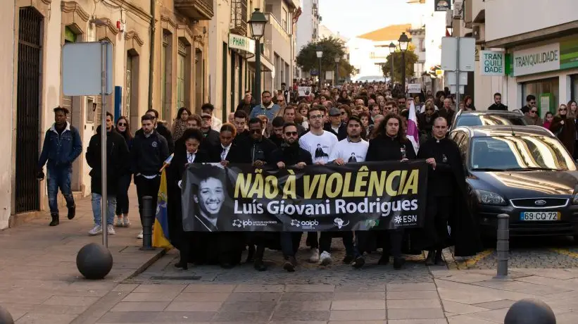 Vigília em homenagem a Luís Giovani Rodrigues