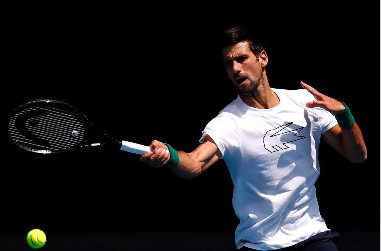 Novak Djokovic (SRB) 32 anos. 2º lugar no ranking ATP.