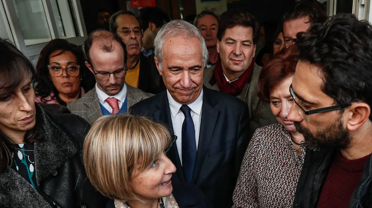 A ministra da saúde com o dirigente regional do Sindicato dos Enfermeiros Portugueses, Nuno Manjua.