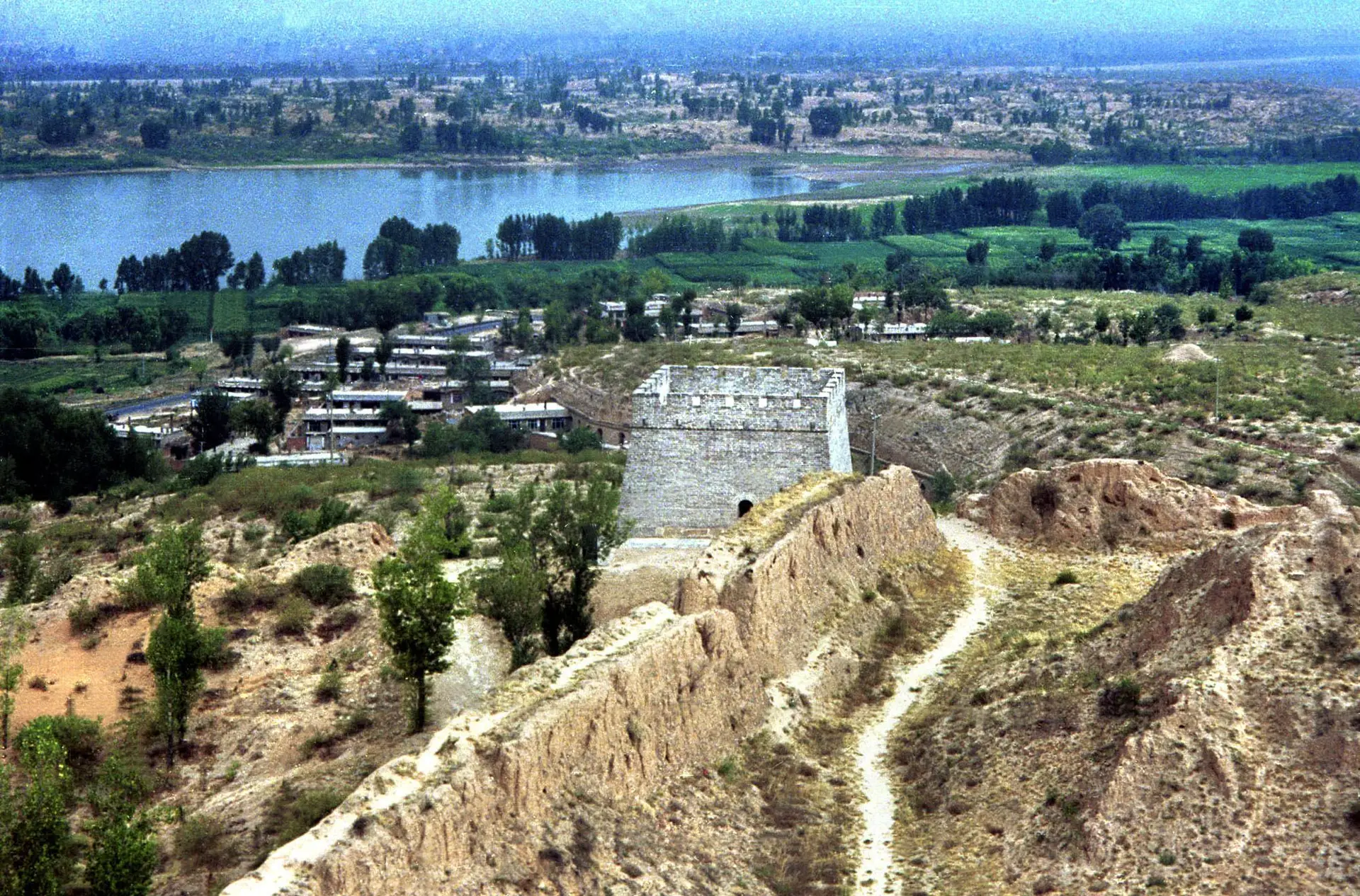 Mongólia é o primeiro país a fechar fronteiras terrestres com a China para conter coronavírus