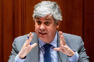 Coronavírus: Centeno confiante de que choque na economia é temporário