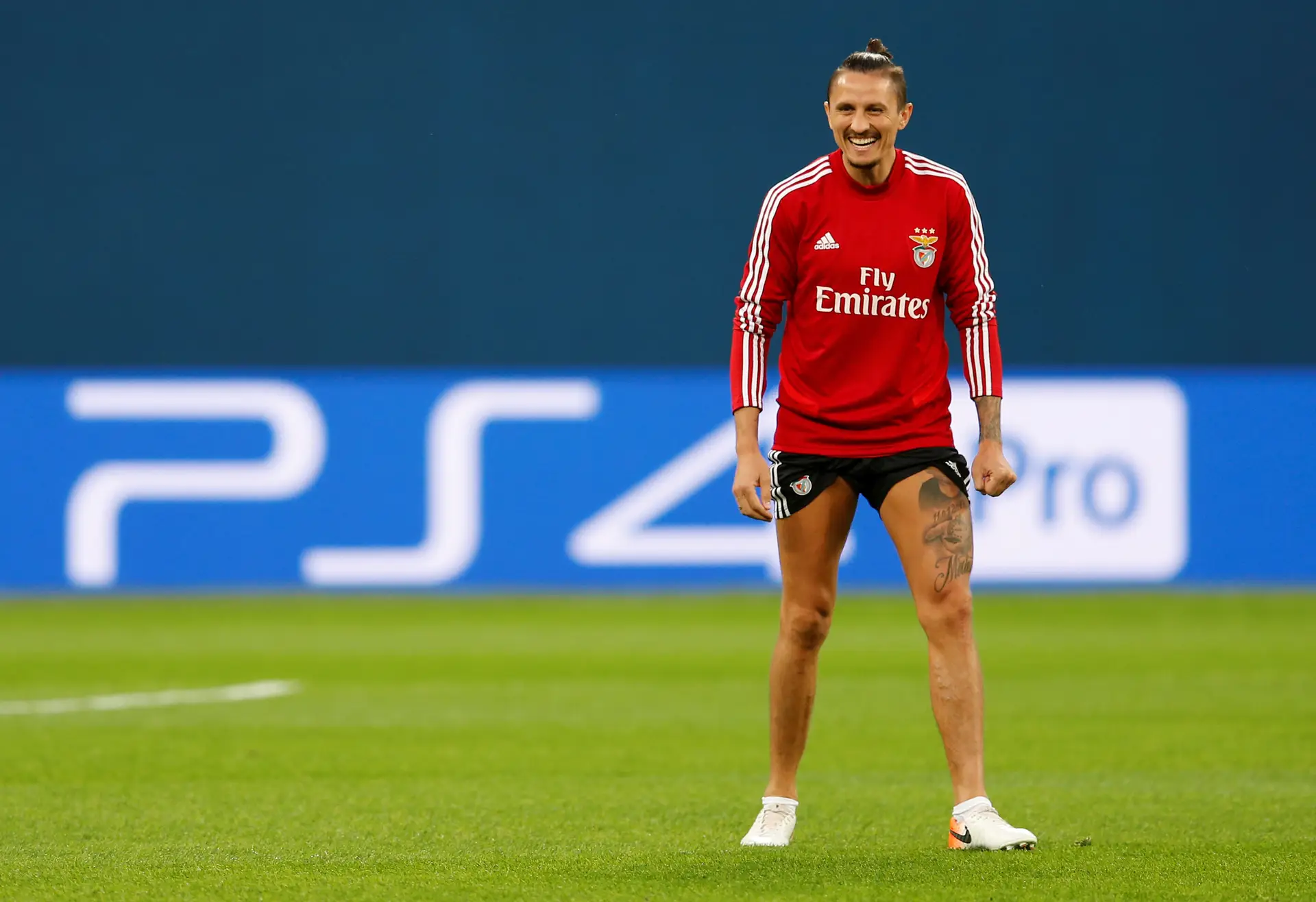 Benfica empresta Fejsa ao Alavés