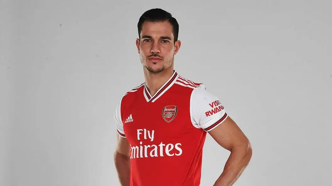 Cédric Soares vai jogar no Arsenal por empréstimo