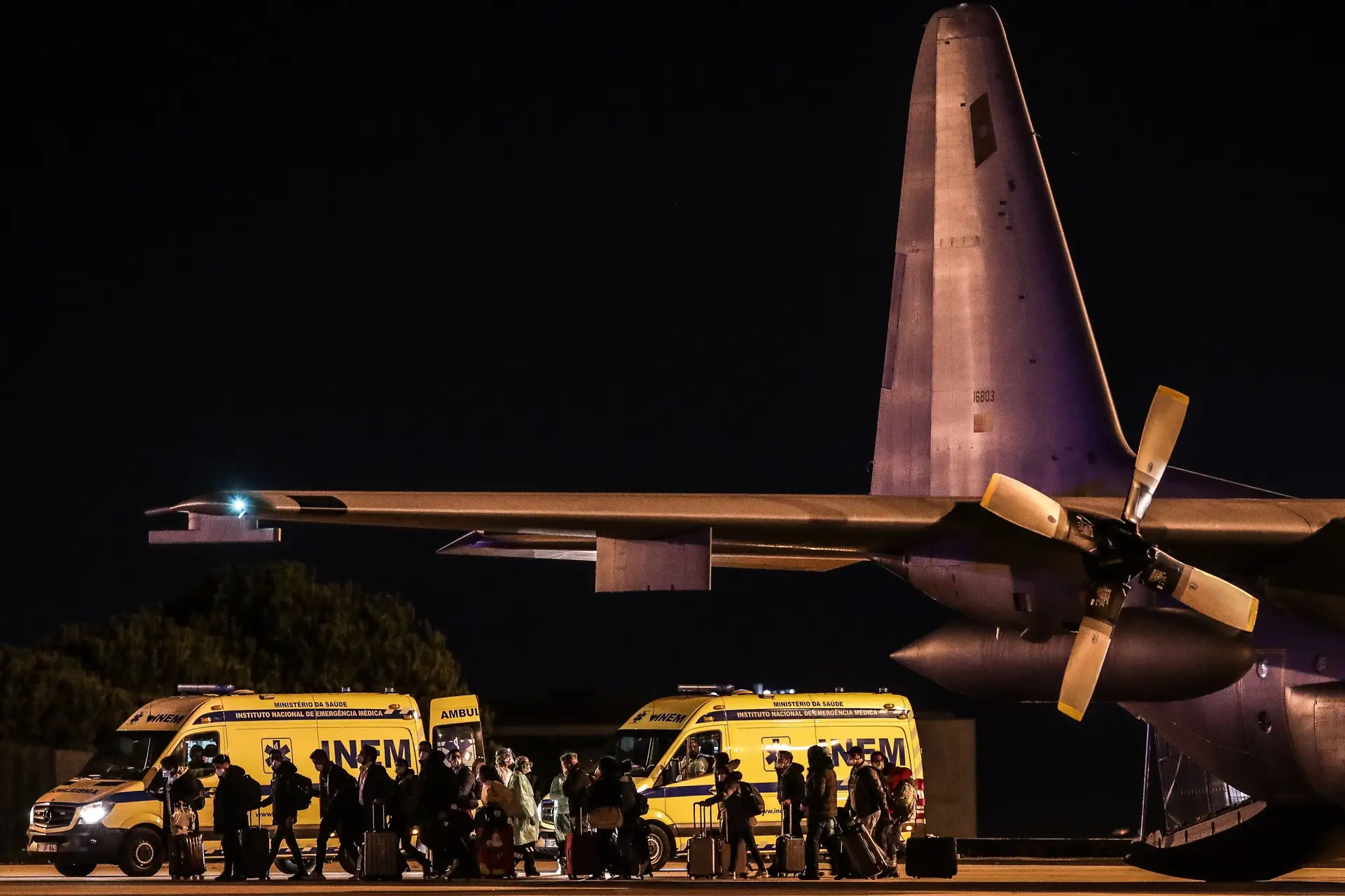 Portugueses repatriados de Wuhan já estão em Lisboa