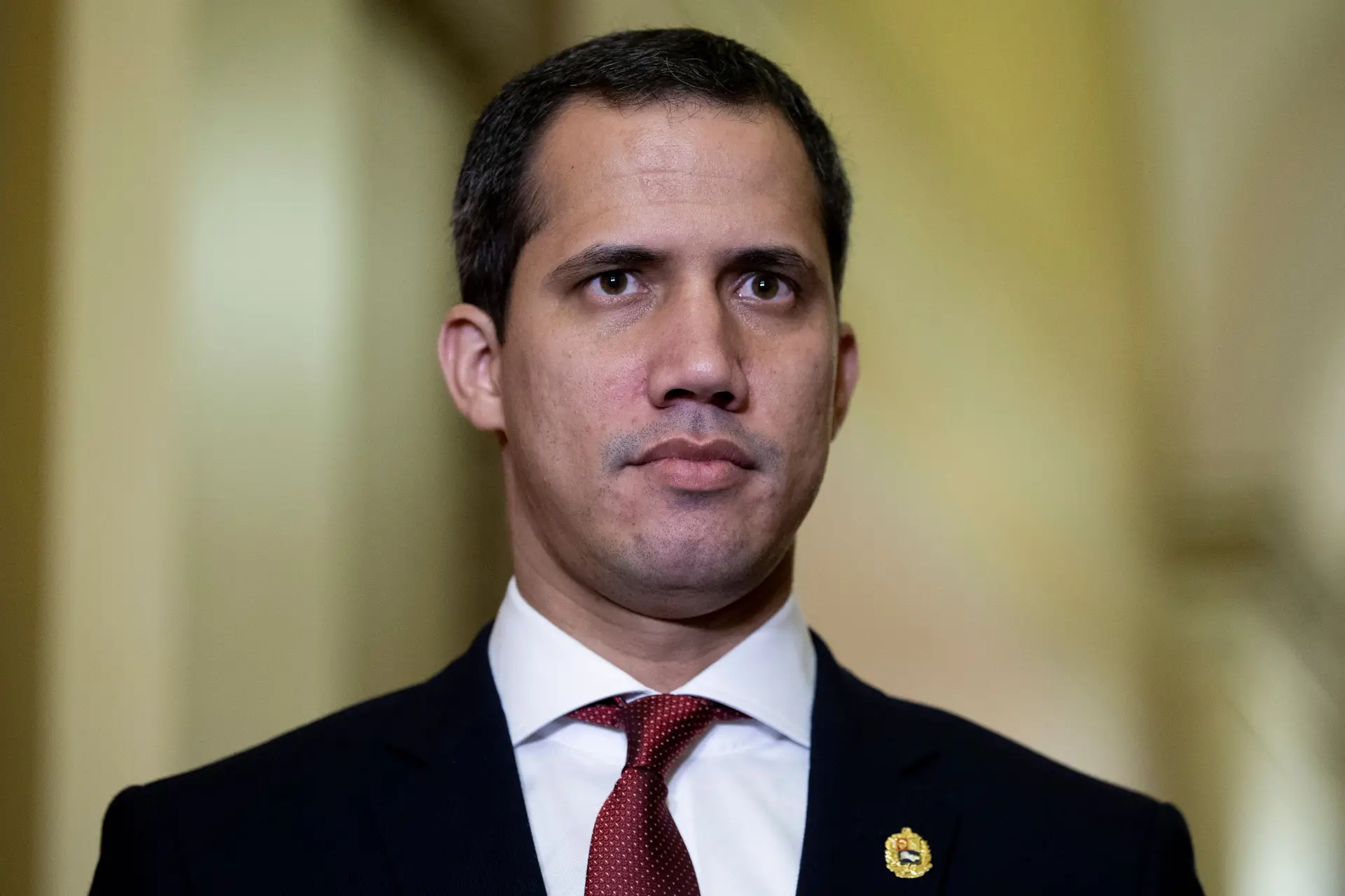 EUA advertem Caracas que Juan Guaidó deve regressar de forma segura à Venezuela